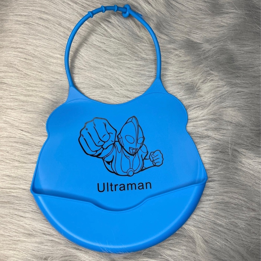 Silicone baby bib 6months + easy to clean
